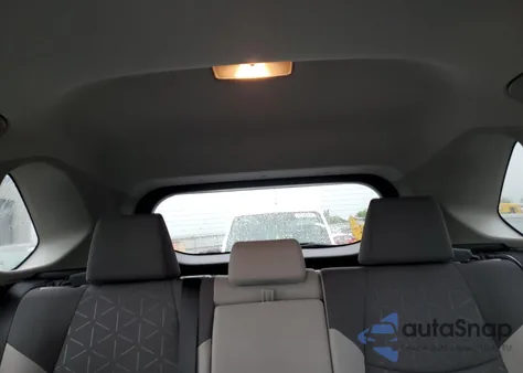 2021 Toyota Rav4 Xle z USA, uszkodzony, nr VIN 2T3P1RFVXMC204326